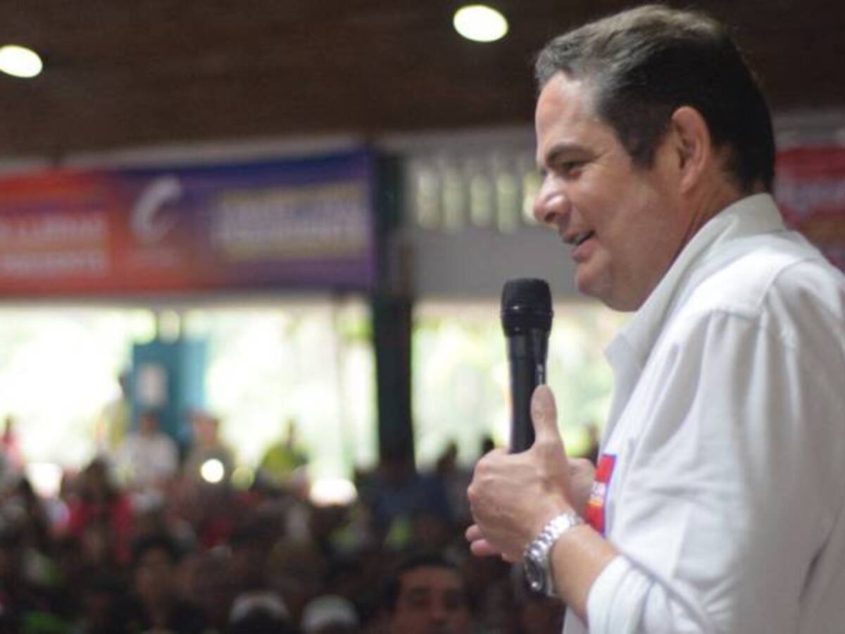 Partido y fórmula de Viviane Morales adhieren a Vargas Lleras