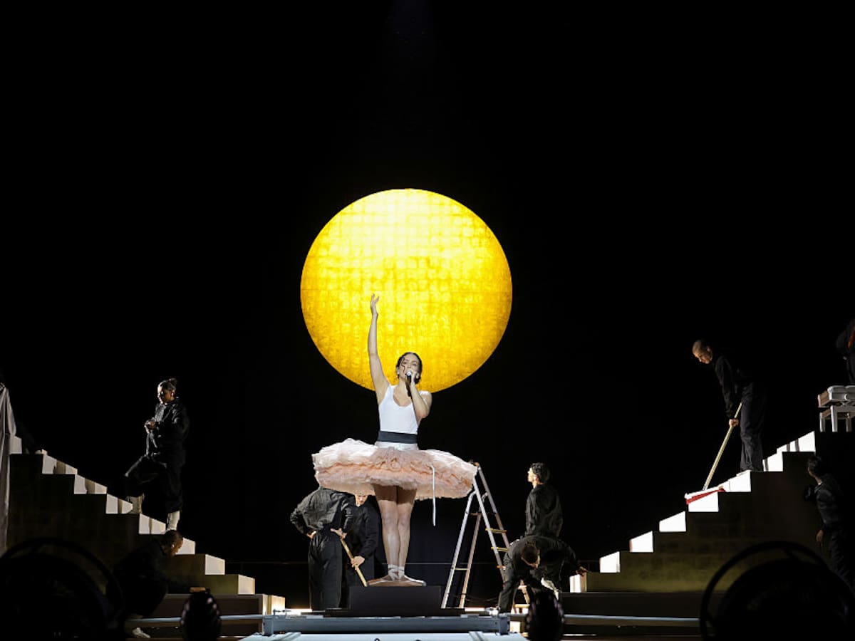 Rosalía ya está en Bogotá: así serán sus conciertos del LUX Tour en el Movistar Arena