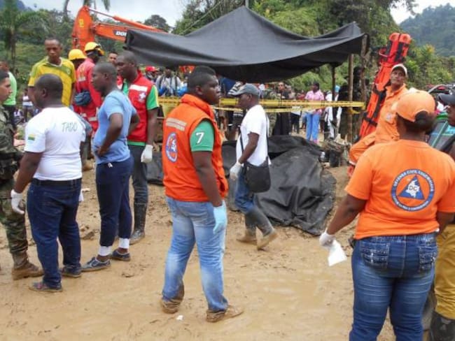 Deslizamiento de tierra en la vía entre Chocó y Risaralda deja 9 fallecidos