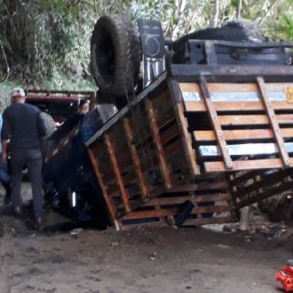 Cinco personas heridas en accidente de tránsito en Aranzazu