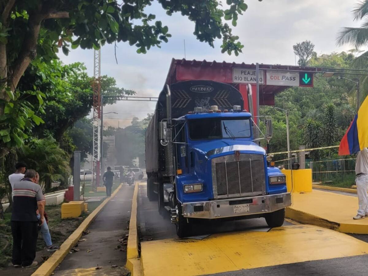 Por protesta no se está cobrando el peaje de El Playón