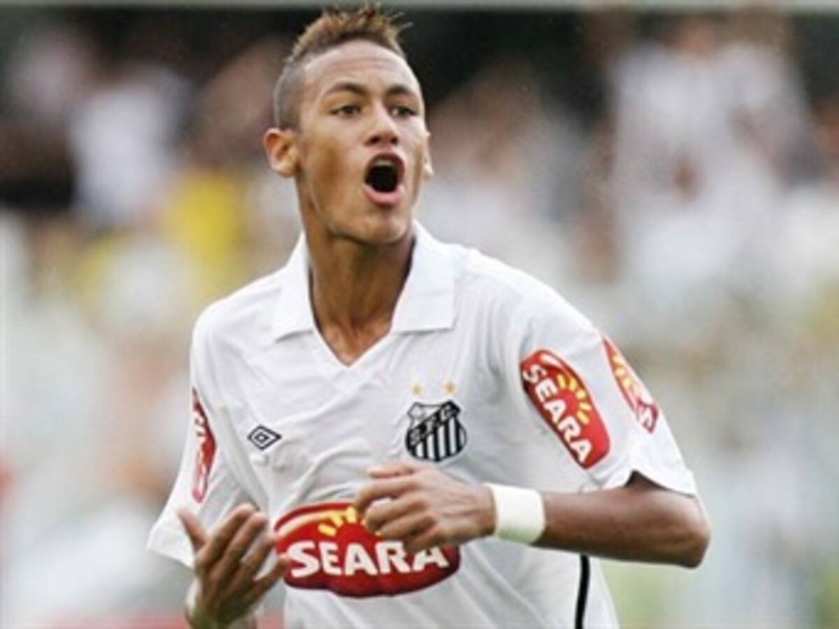 Neymar asegura que quiere cumplir su contrato y seguir en Santos