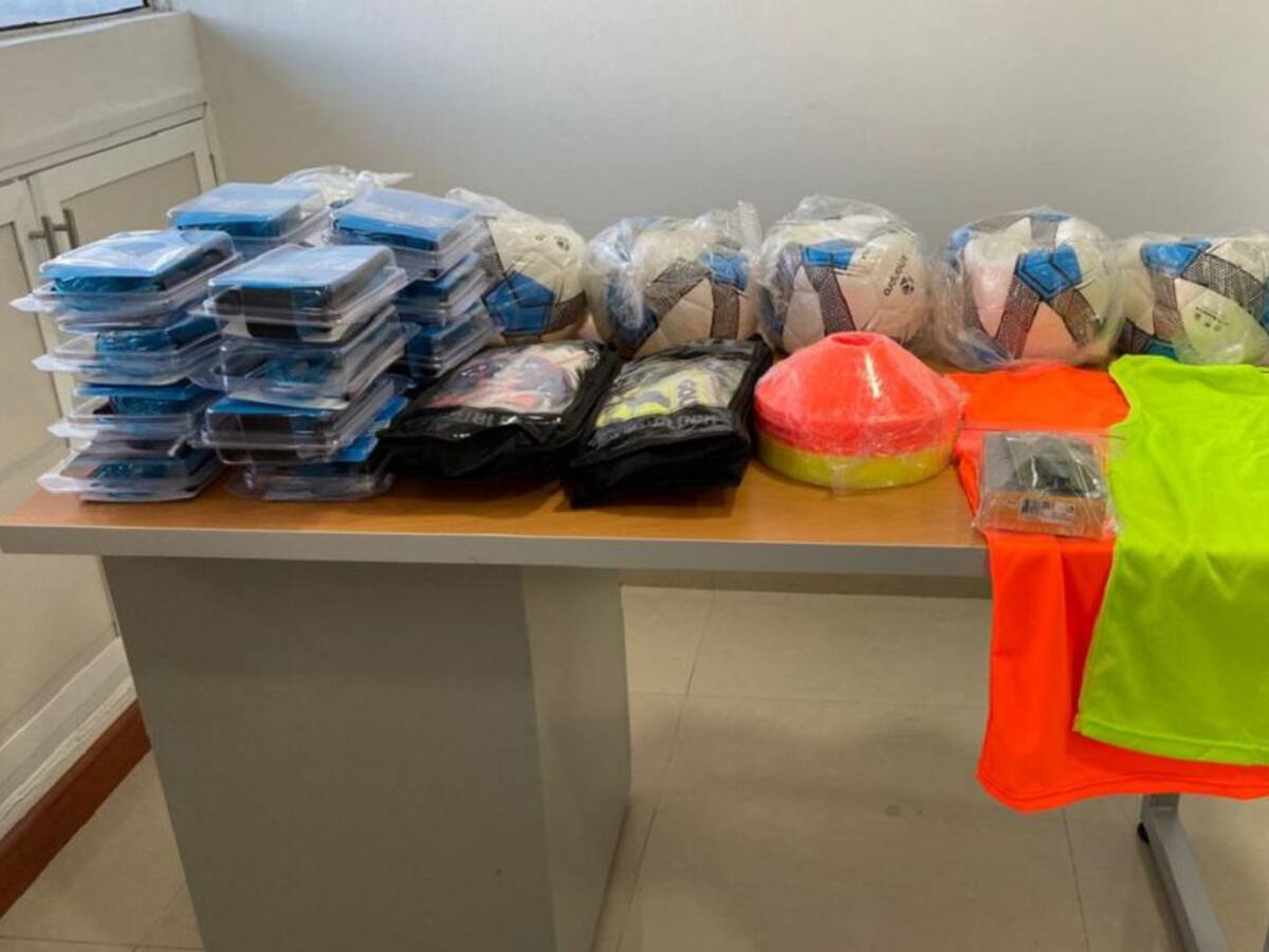 Entregaron dotación deportiva para Casa Lúdica Colombiatón en Cartagena