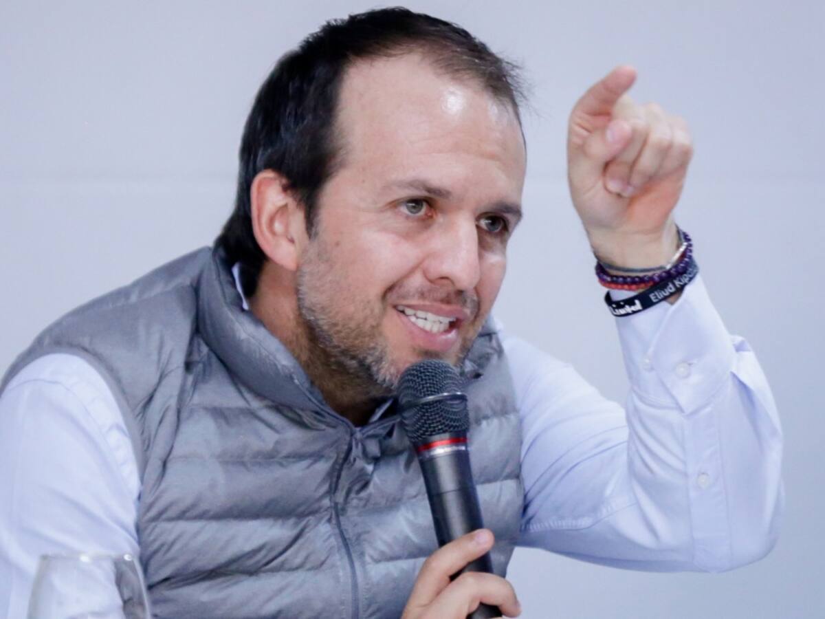 “Vamos a reactivar el fútbol masculino en agosto y el femenino en septiembre”