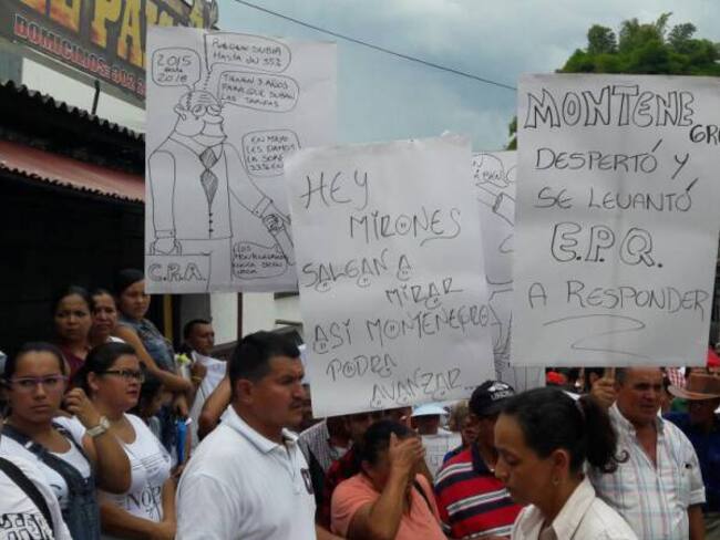 Por lo menos unas mil personas protestaron en Montenegro contra el ajuste tarifario a los servicios de Empresas Públicas del Quindío.