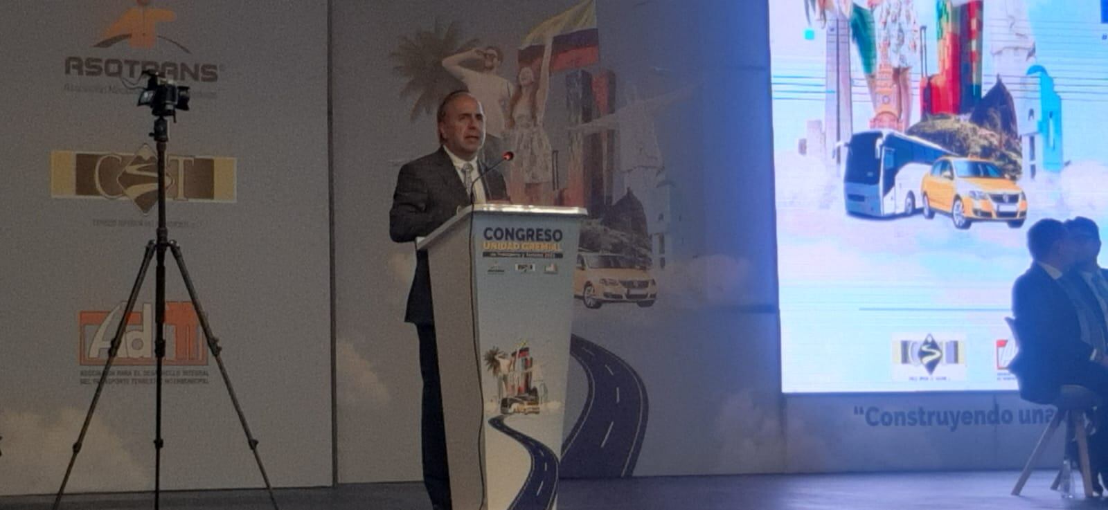 Ministro de Trabajo, Guillermo Reyes - Caracol Radio Pereira