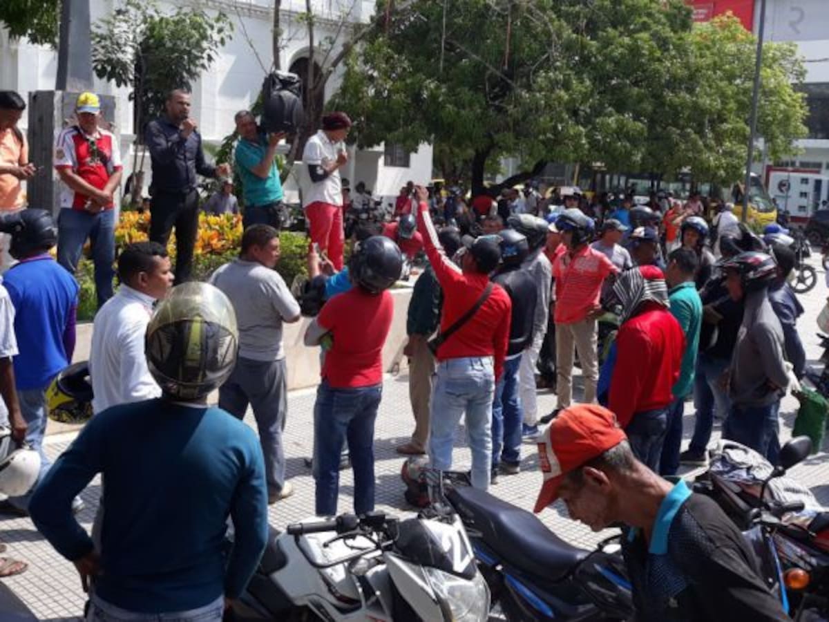 Mototaxistas de Montería protestaron por medidas adoptadas por la Alcaldía