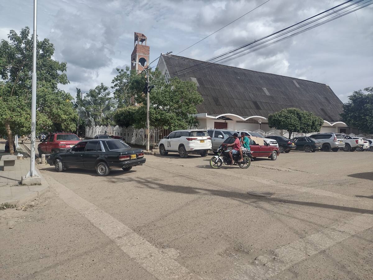 Vestidos con uniformes de vigilante, sicarios asesinaron a hombre en San Jacinto