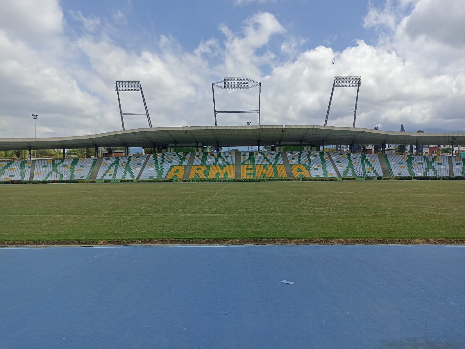 Estadio Centenario de Armenia, escenario de Juegos Nacionales Eje Cafetero 2023. Foto: Adrián Trejos