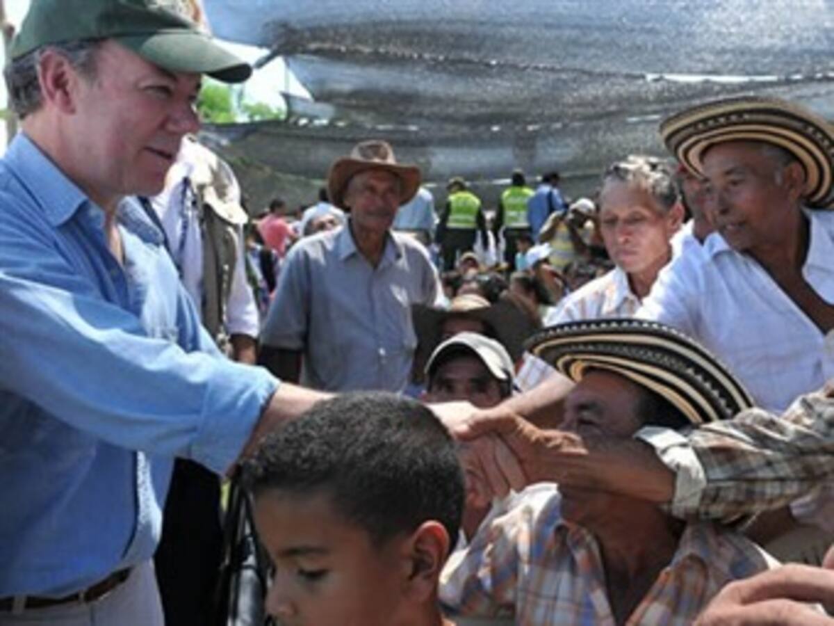 Santos pide perdón a las víctimas de masacre de El Salado