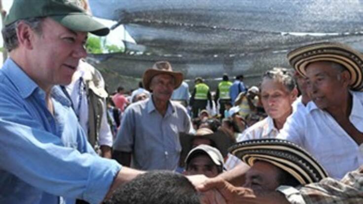 Santos pide perdón a las víctimas de masacre de El Salado