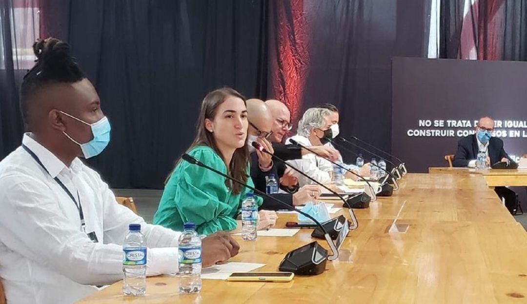 Encuentro Los desafíos de la democracia 