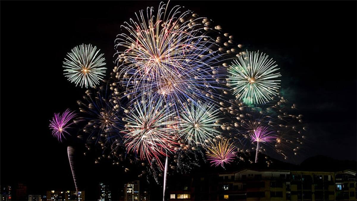 "Al revés" fue una de las propuestas de octubre. Gabriel Arturo Suero compartió con nosotros esta imagen de Santo Domingo, vista desde la cocina de su casa, totalmente al revés.