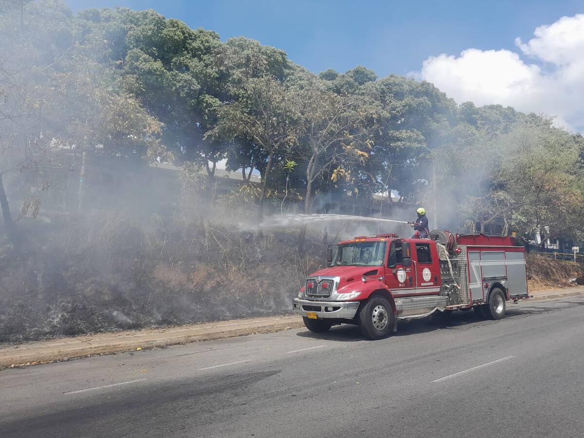 Incendios forestales han contaminado el aire del área metropolitana
