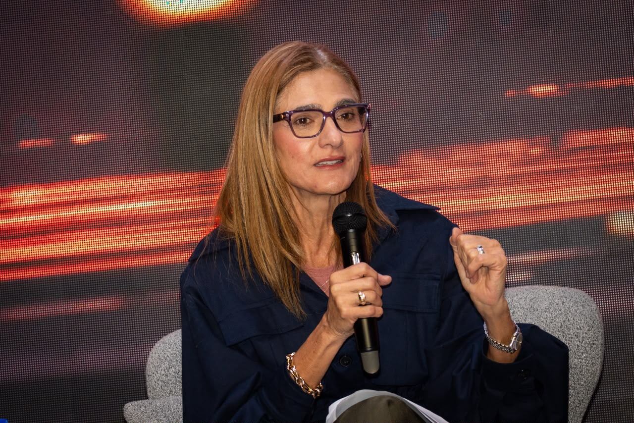 Ángela María Orozco, vicepresidenta senior de AsuntosCorporativos de Avianca, resaltó el papel clave del diálogo interinstitucional. | Foto: Caracol Radio