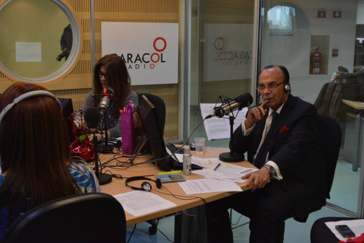 El ídolo de la radio se despide de La Luciérnaga pero continúa con sus comentarios deportivos en El Pulso del Fútbol. #GraciasPelaez