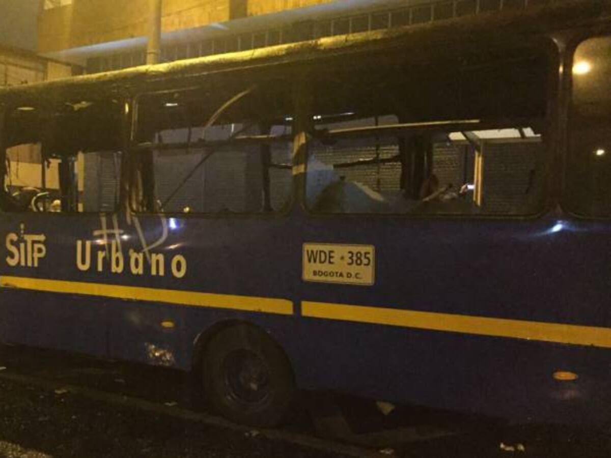Queman bus del SITP en medio de protestas por recolección de basuras