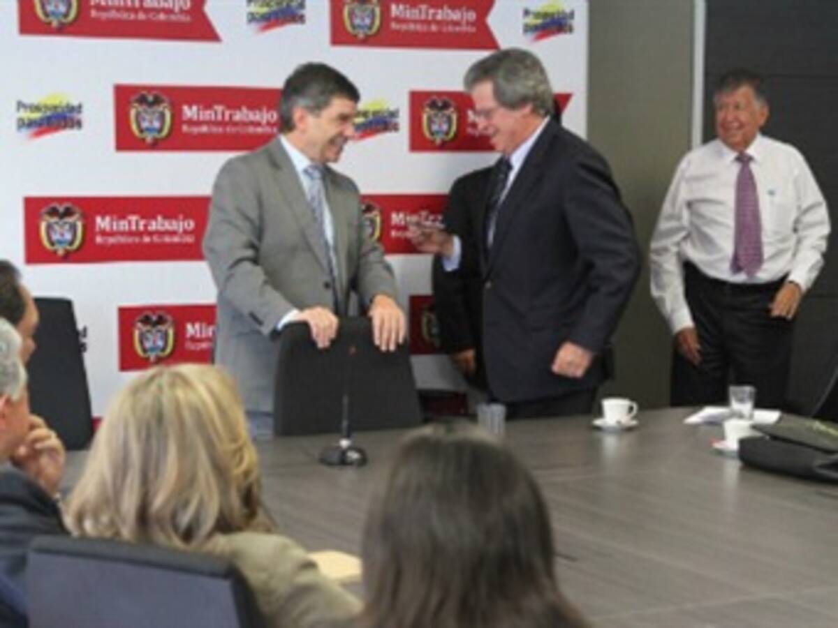 Más de 450 trabajadores del Country Club pasan a ser parte de la nómina de la empresa