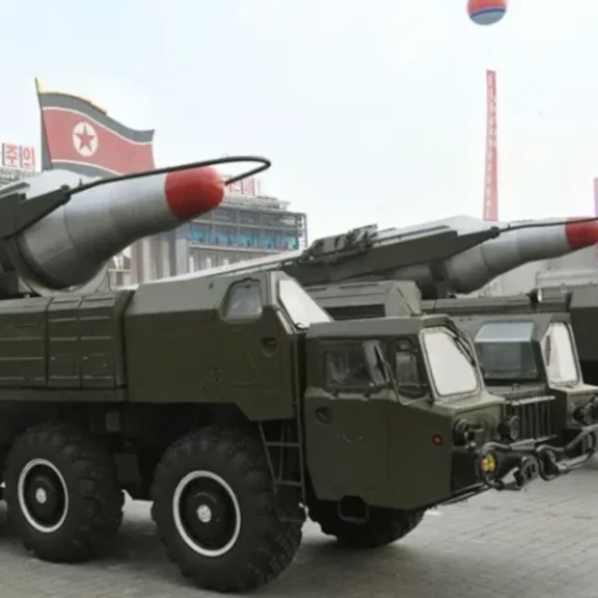 Corea del Norte lanza misiles tras maniobras con EE. UU. y Seúl convoca reunión de emergencia