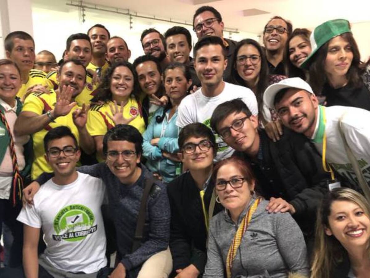 Consulta anticorrupción en redes sociales
