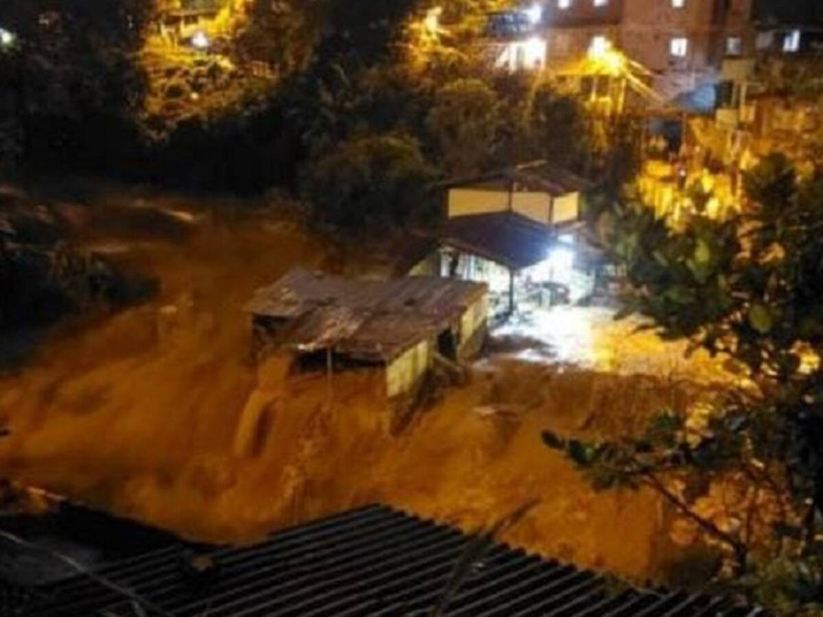 Por las lluvias, cuatro barrios de San Antonio de Prado reportan inundación