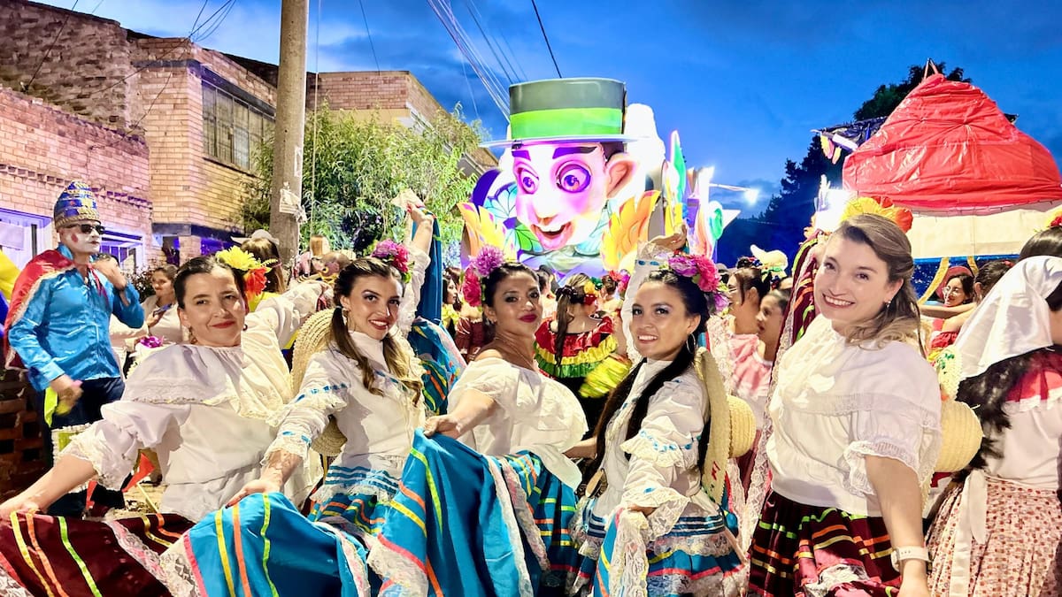 Carranga y desfile multicolor inicia al Festival Internacional de la Cultura Campesina en Boyacá