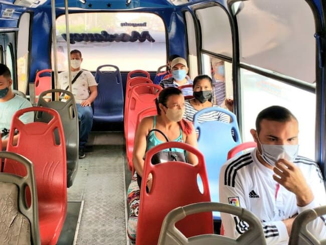 Conductores de buses en Barranquilla no han recibido prima