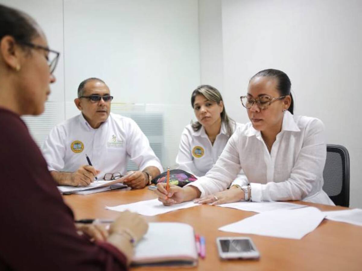 Alcaldesa (e) pasa revista institucional a Valorización y Hacienda
