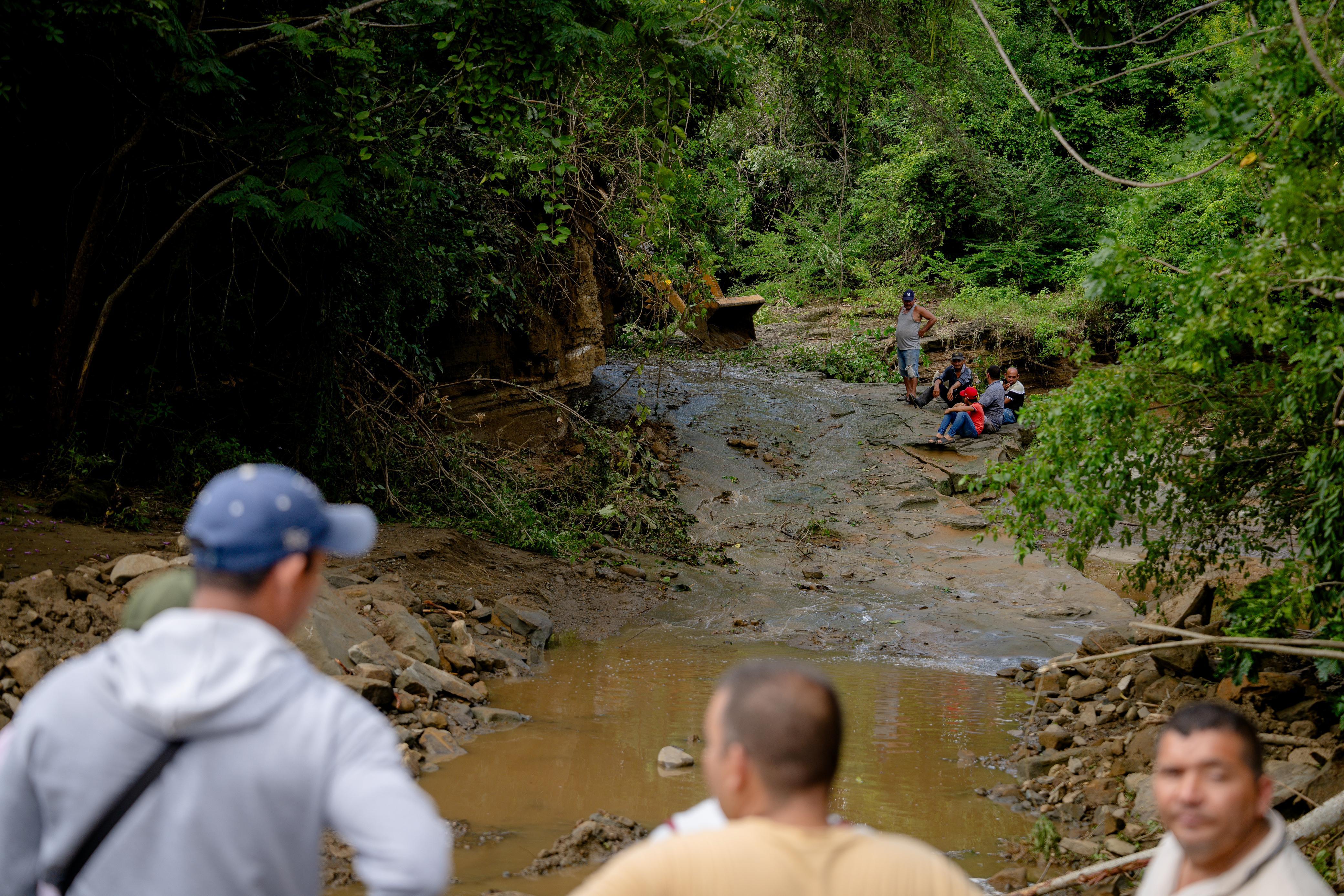Ante emergencia en San Pedro Consolado anuncian construcción de nuevo puente