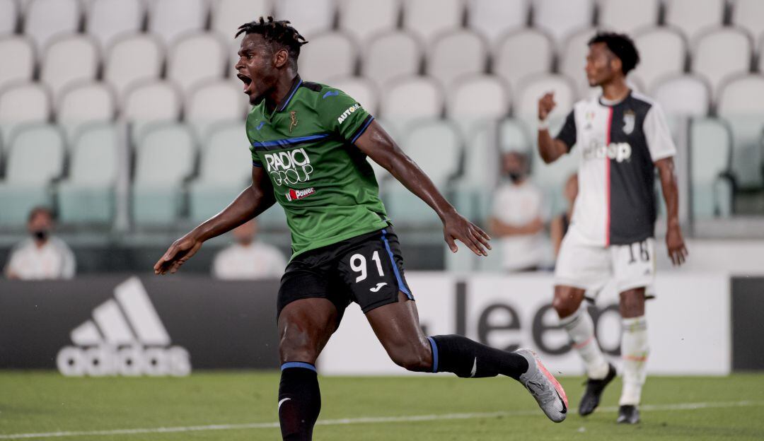 El primer gol del partido lo marcó el colombiano Duván Zapata.