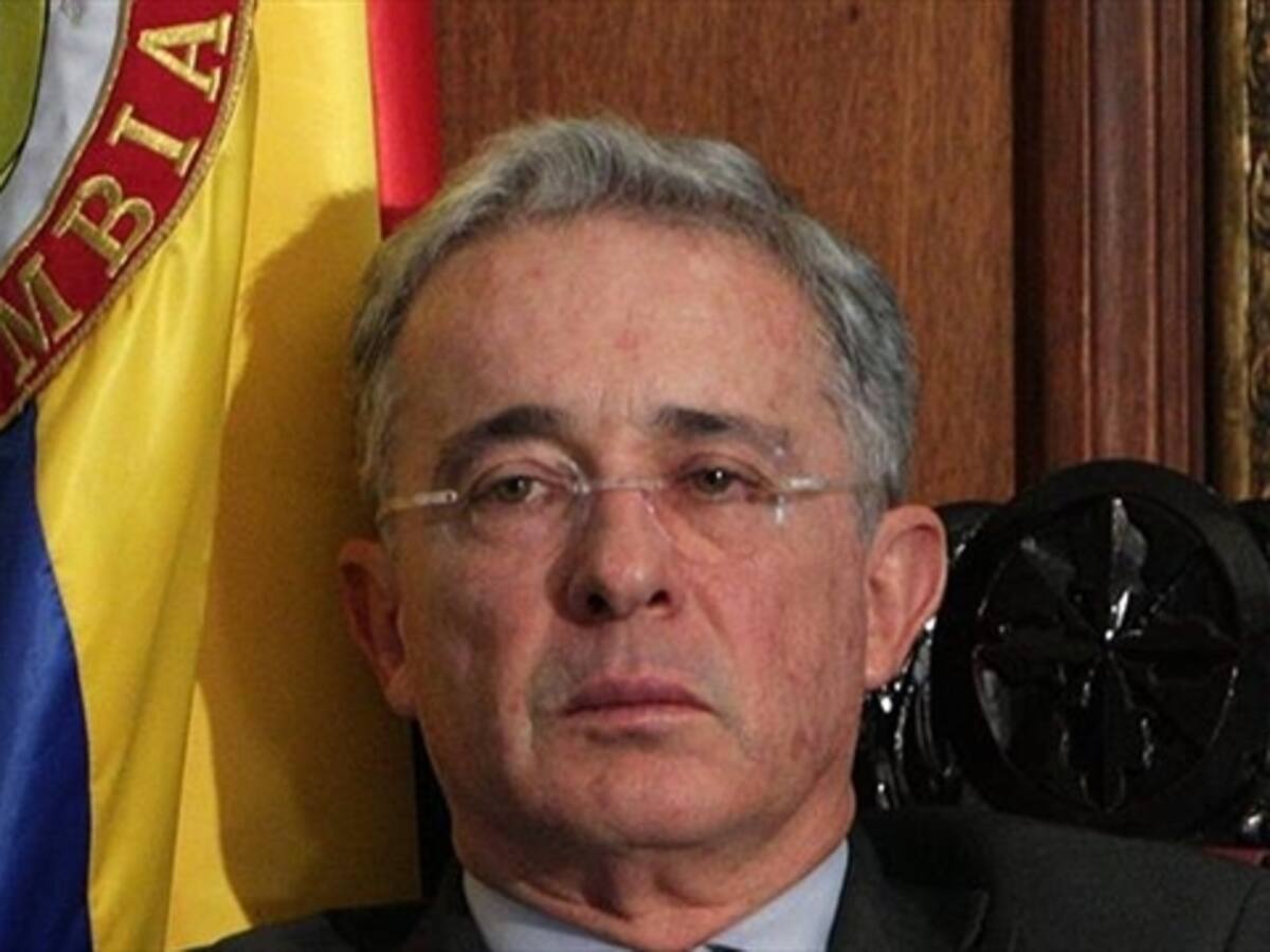 Filtración de información a Uribe atenta contra la paz y seguridad: Polo