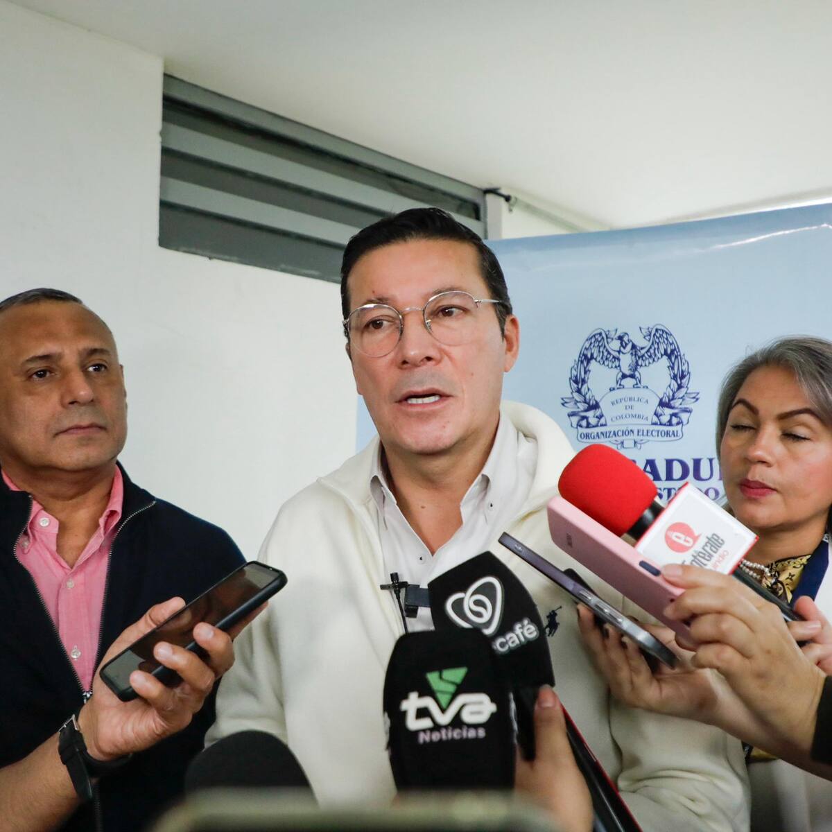 La consulta popular por la reforma laboral debe surtir los trámites: Registrador Nacional