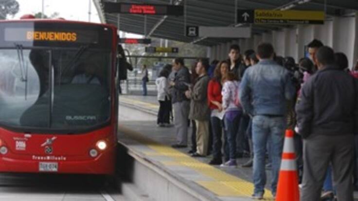 La próxima semana Transmilenio iniciará operaciones desde la madrugada