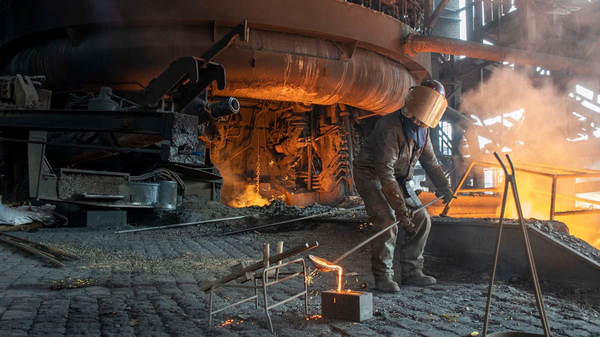 La industria completa casi dos años con cifras negativas en producción
