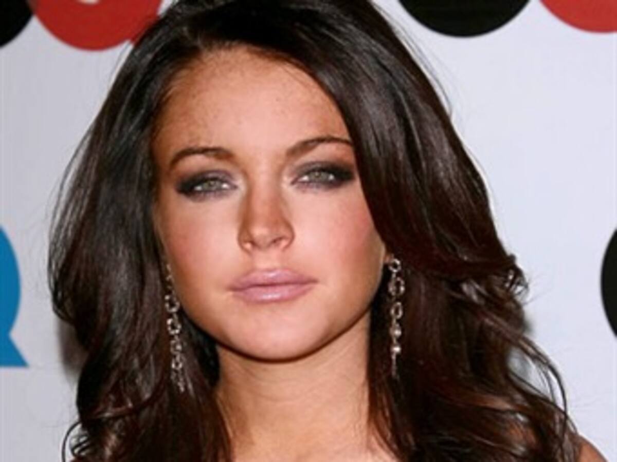 Lindsay Lohan formalmente acusada por el supuesto robo de un collar
