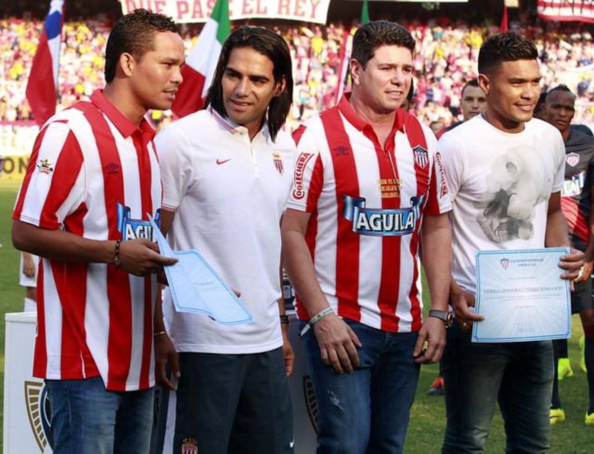 El encuentro de la Copa EuroAmericana resultó favorable al equipo del Principado, que con gol del búlgaro Dimitar Berbatov derrotó a Junior Metropolitano de Barranquilla.