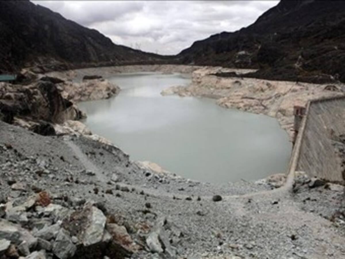 Sequía en Bolivia: agua para los animales de El Chaco