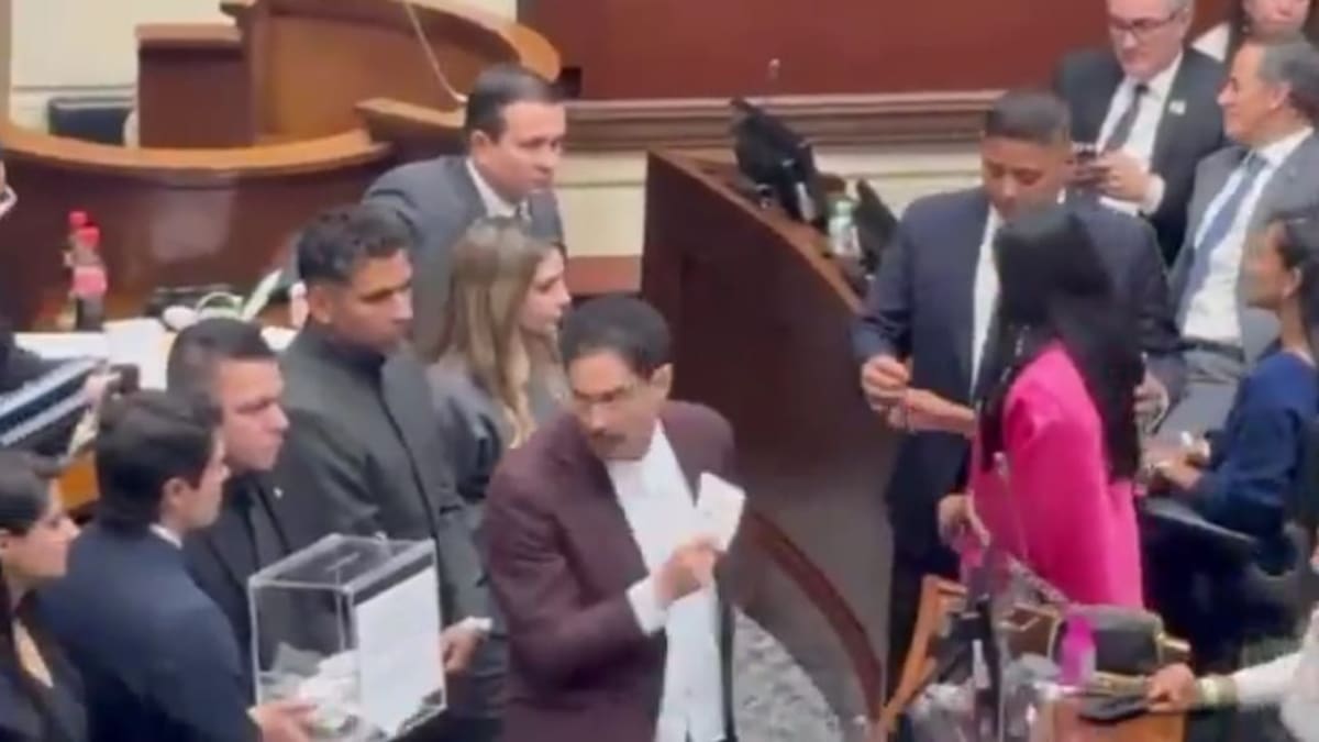 Pacto Histórico votó por el uribista Honorio Henríquez a la presidencia del Senado