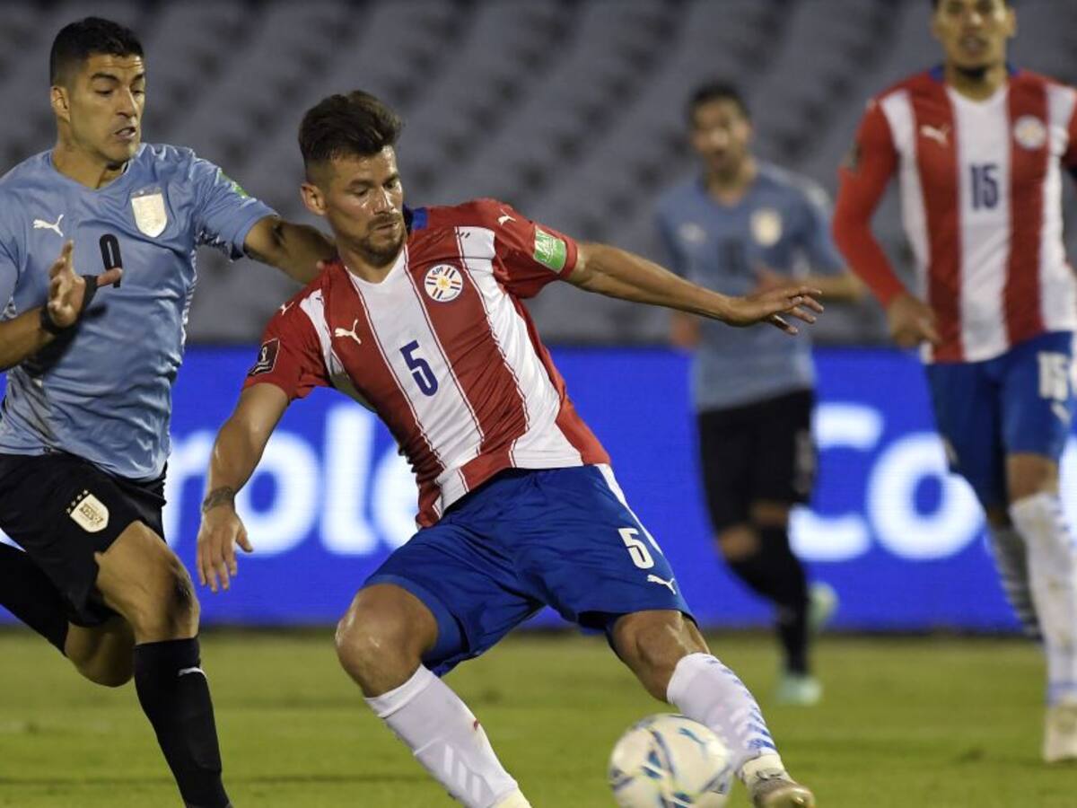 Uruguay y Paraguay empatan y no se sacan diferencia en la clasificación