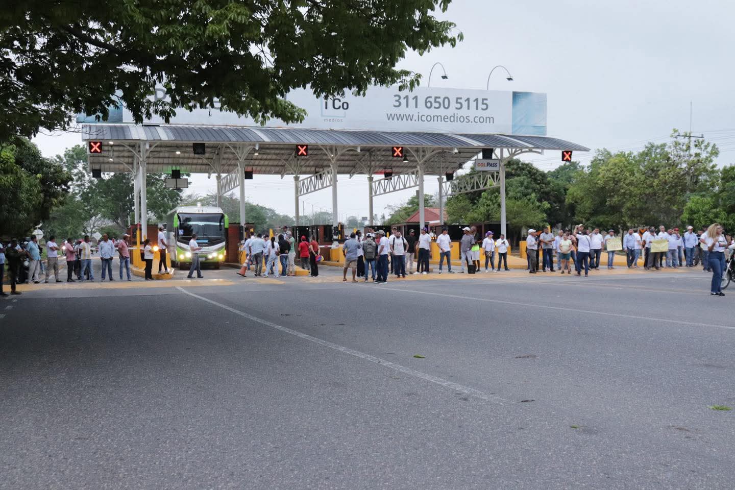 Protestas en peaje ‘Las Flores’ Cortesía: X (Twitter) Carlos Enrique Paternina @CarlosPaterC