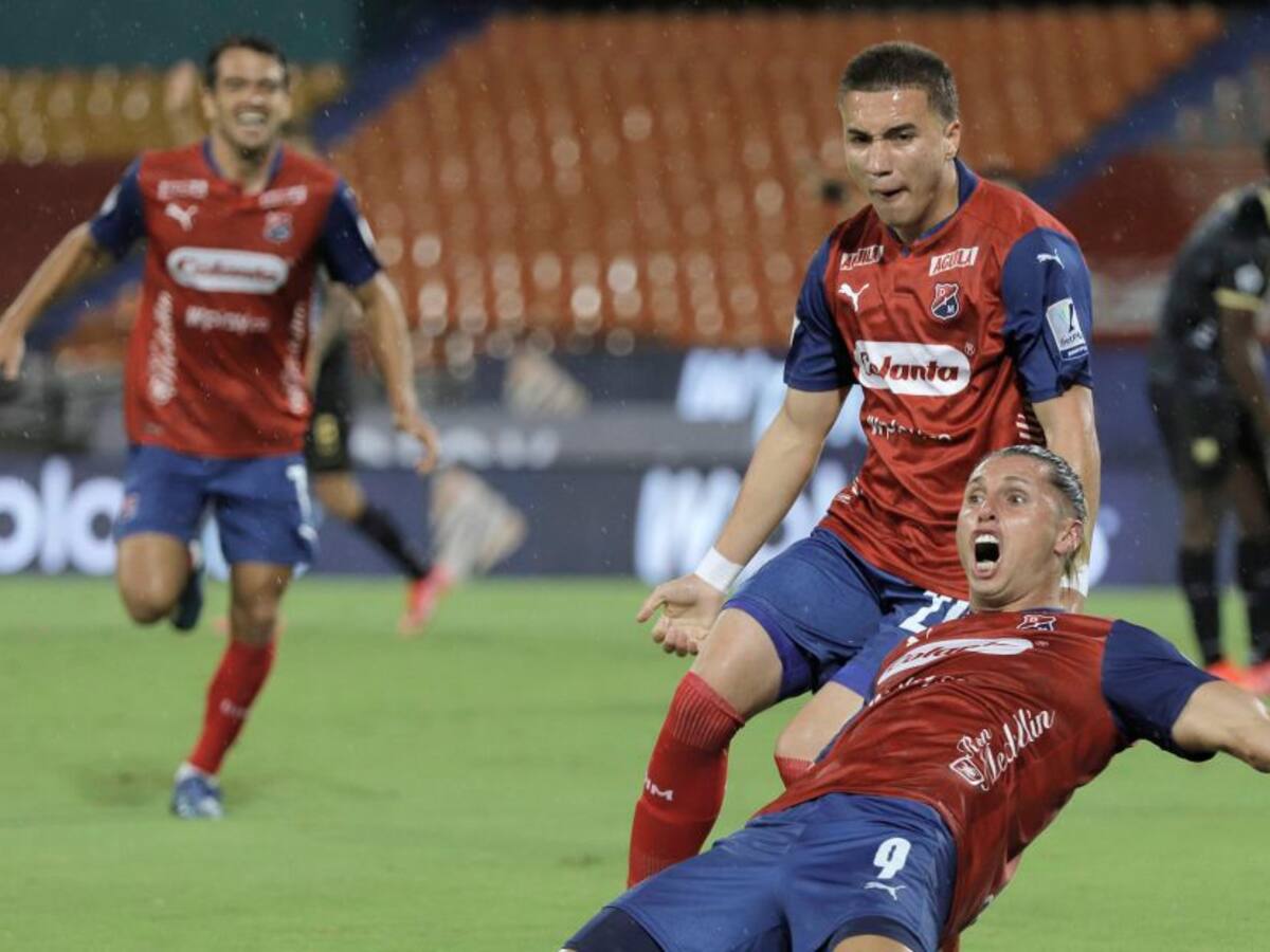 Vuletich: "No puedo meterme en las decisiones de Mier, ni del técnico"