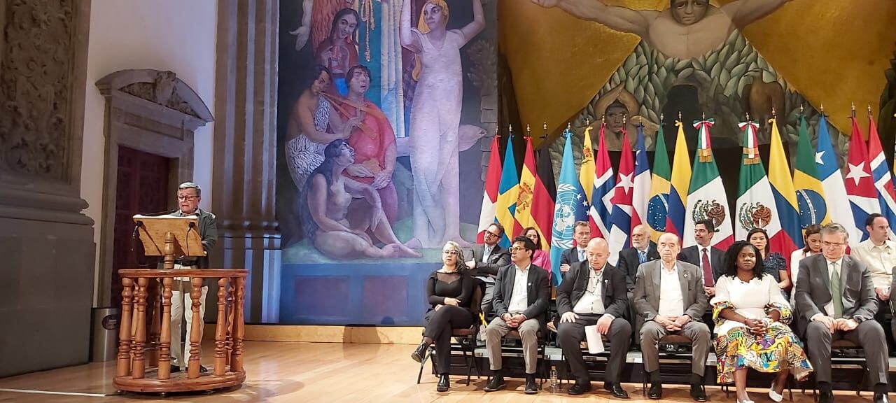 Diálogos de Paz entre el gobierno nacional y el ELN