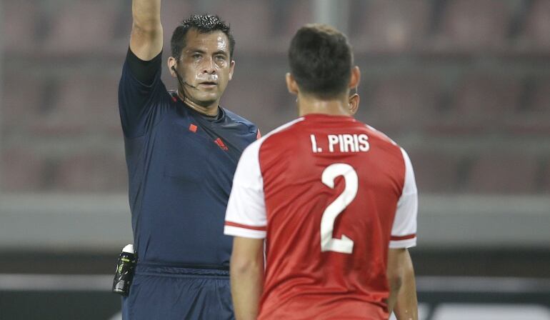 Julio Bascuñán, arbitro chileno 