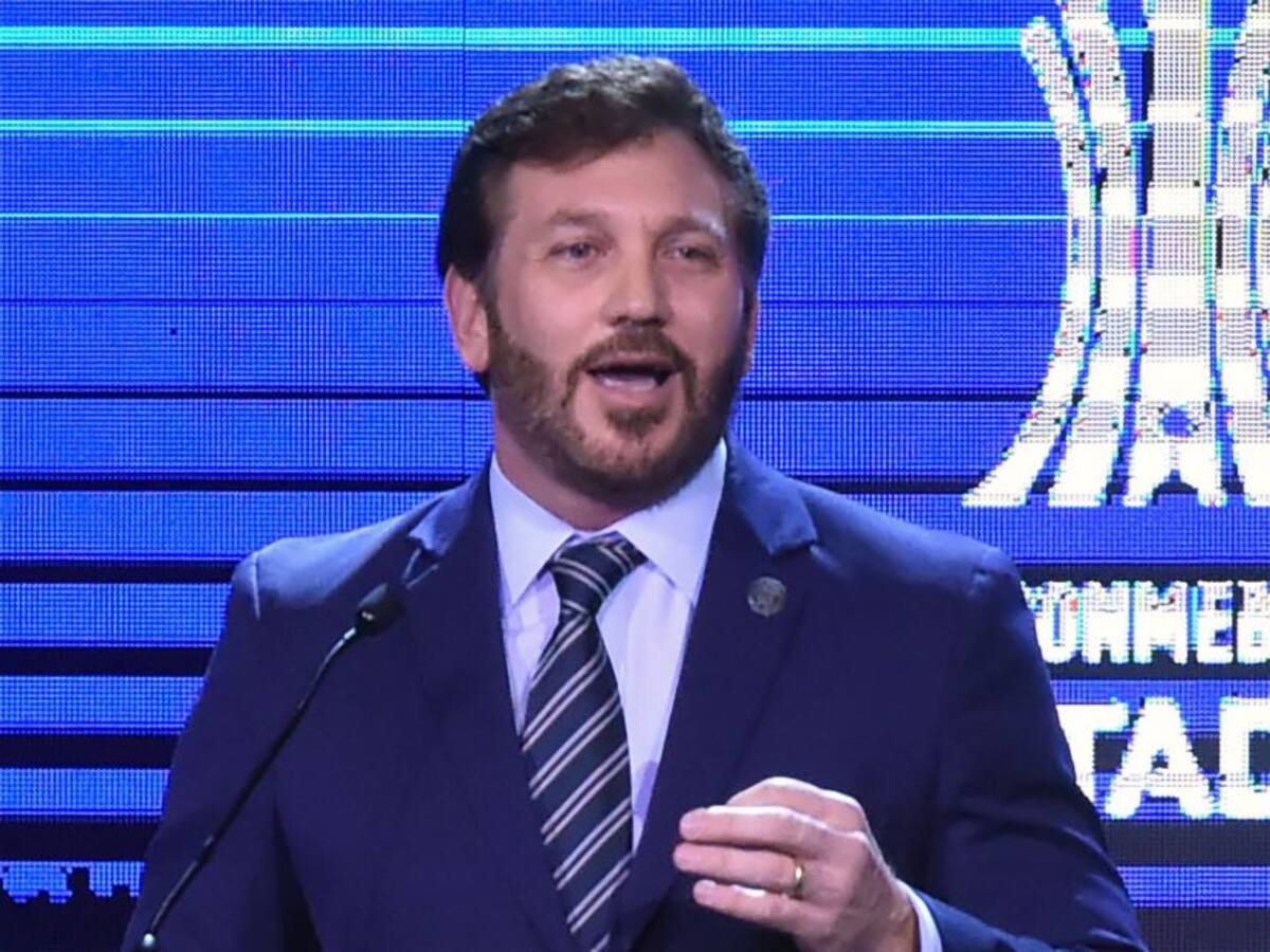 Sin besar ni escupir: estas son las medidas de Conmebol ante la COVID-19