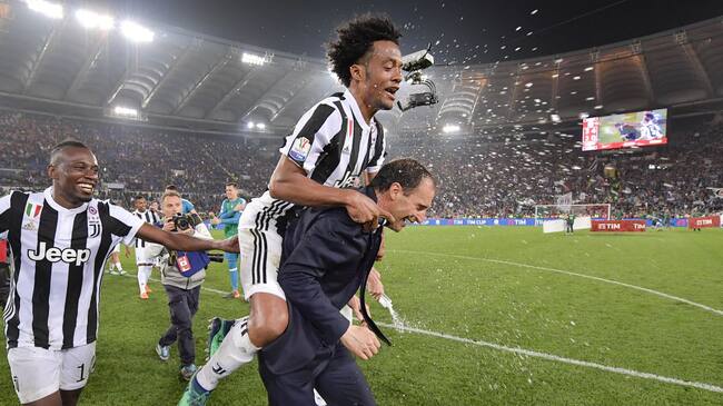 Juventus destituyó a Pirlo y Allegri volverá a dirigir a Cuadrado