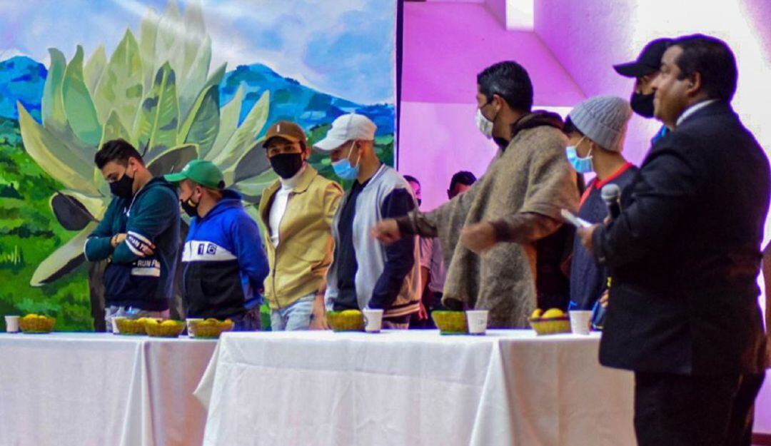 Un joven de 20 años ganó el concurso del comelón de almojábanas en Paipa