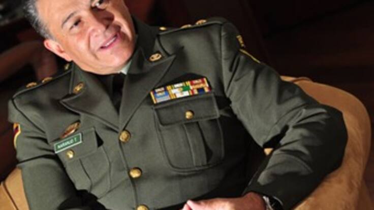 General Naranjo asegura que narcos mexicanos desataron campaña de desprestigio en su contra
