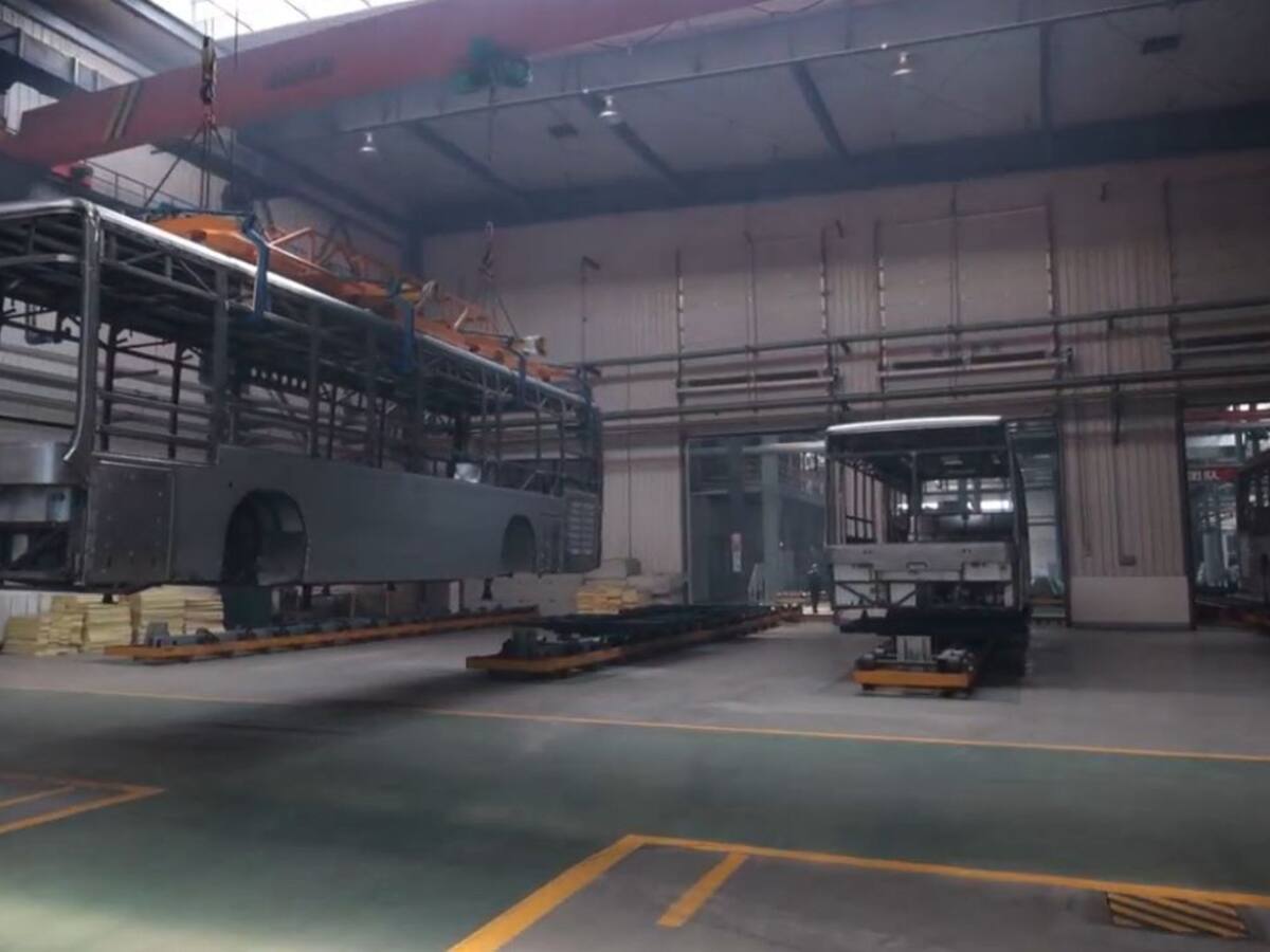 Alcalde de Cartagena, Dumek Turbay, anunció la compra de nuevos buses para Transcaribe
