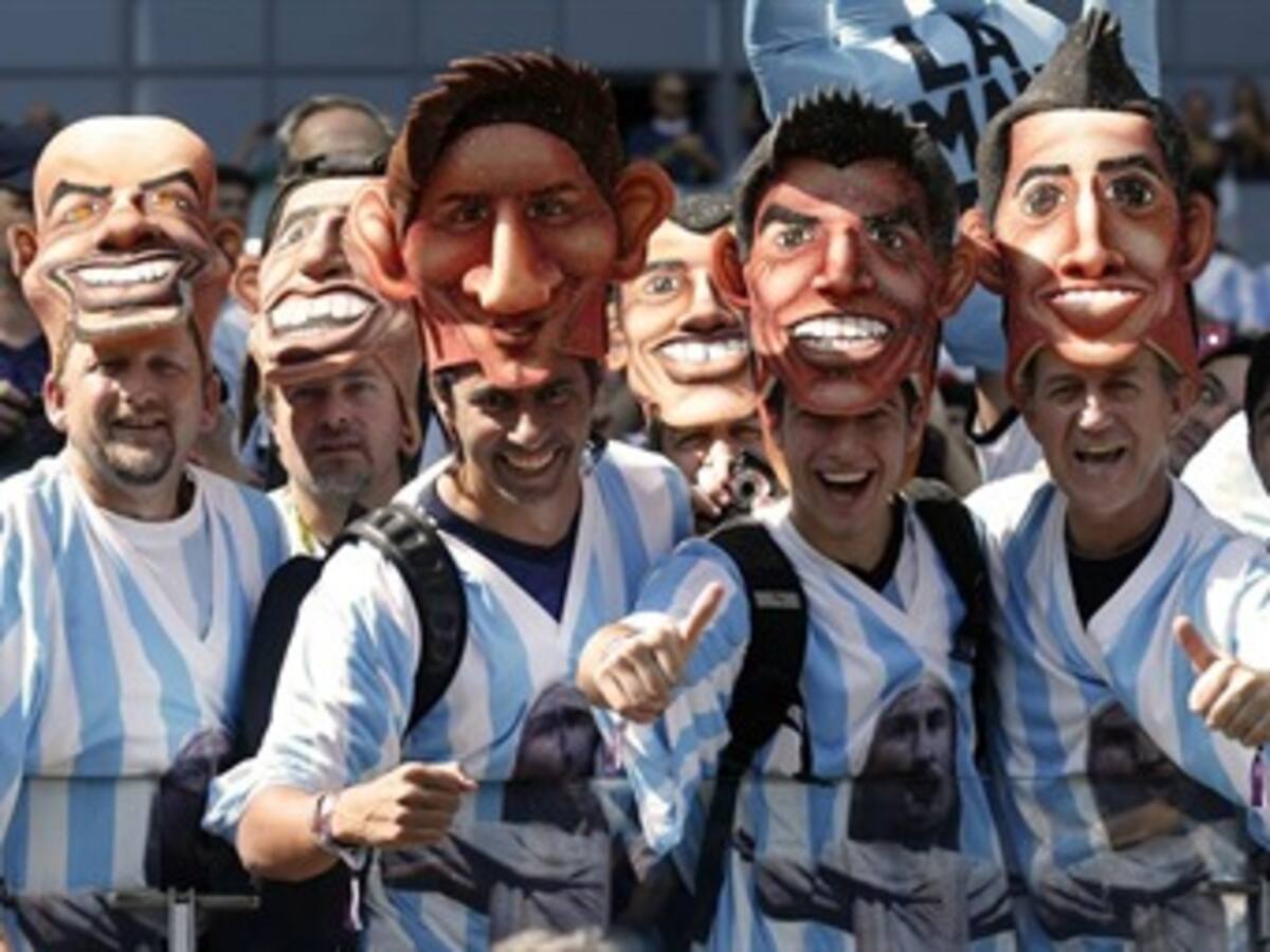 Miles de argentinos en Porto Alegre para partido con Nigeria