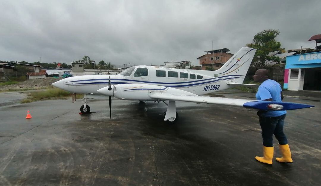 Avión que trasportaba al diputado y a su familia